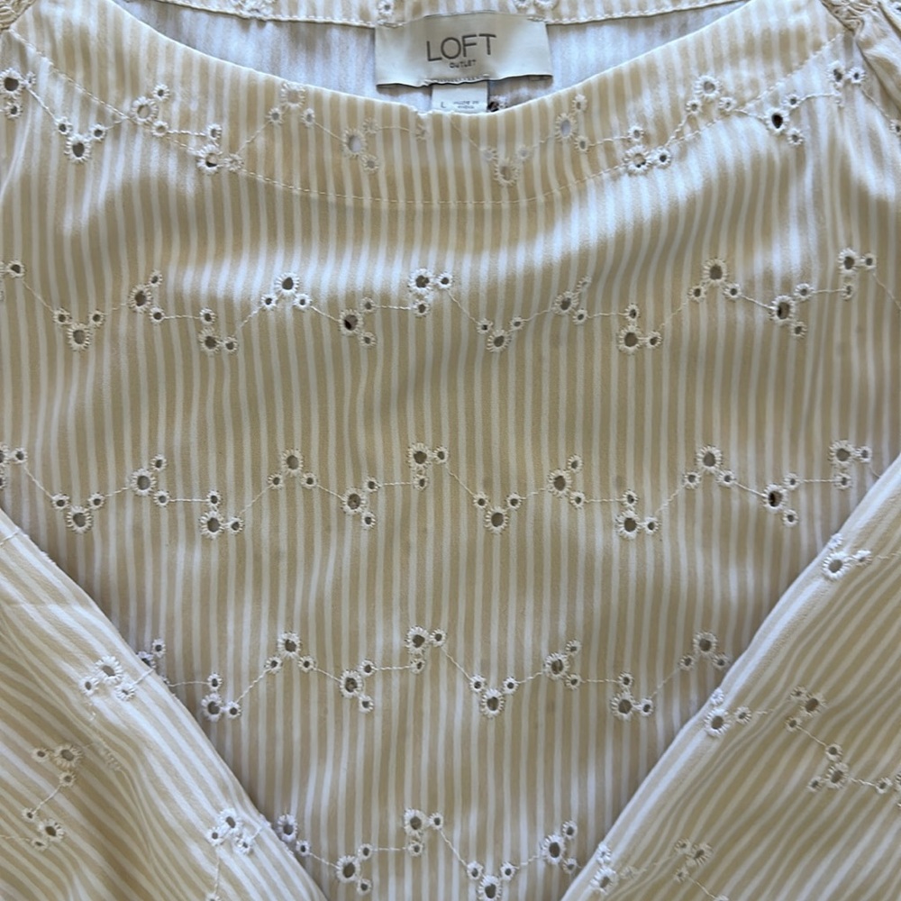 LOFT by Ann Taylor Women's Eyelet Cream Blouse Size L